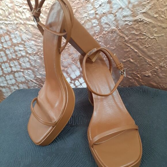 NWT Billini "Tahni" Faux Leather Strappy Platform Heels - Picture 3 of 16